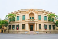 Nhân viên làm Sale cho Văn phòng HCM