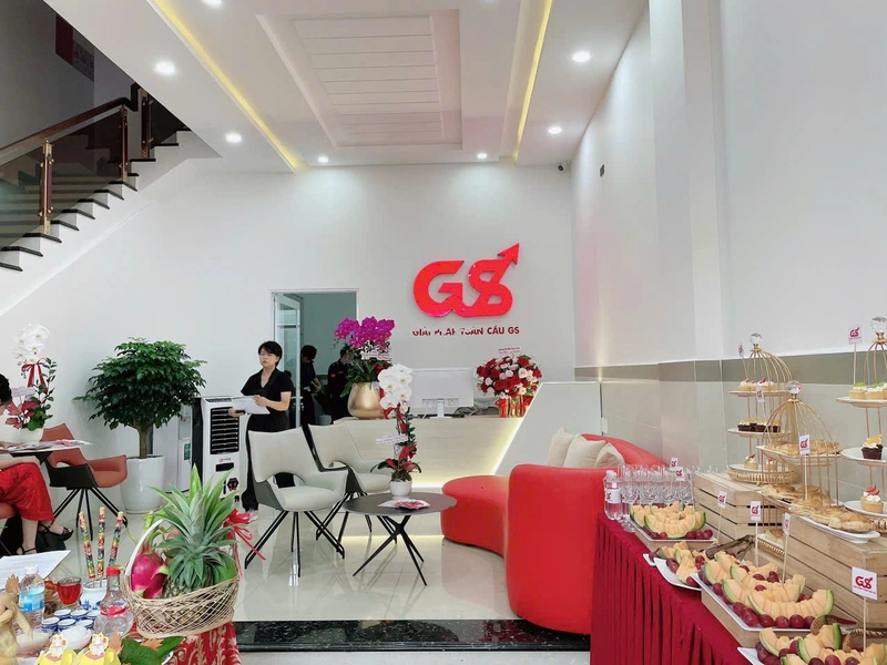 Chuyên viên kinh doanh, phá triển khách hàng ngành xây dựng