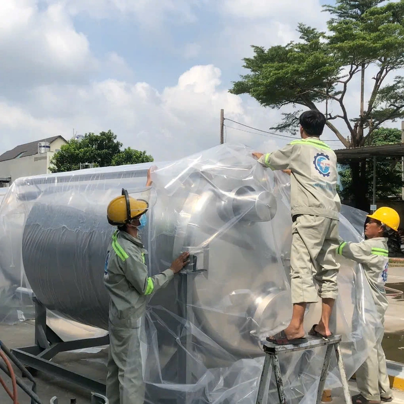 NHÂN VIÊN THỢ PHỤ  VỆ SINH & ĐÓNG GÓI