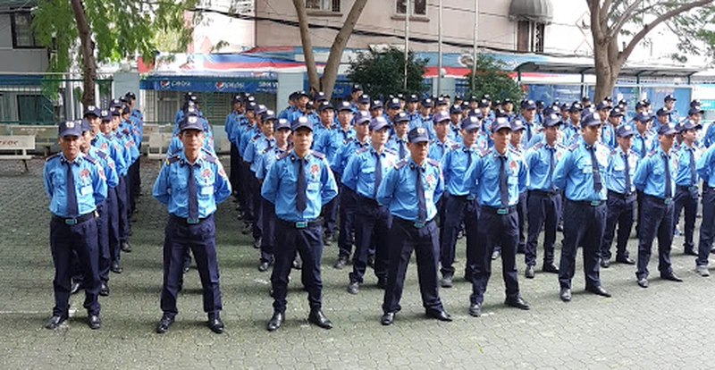 Nhân viên bảo vệ