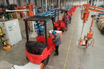 NHÂN VIÊN KĨ THUẬT XE NÂNG  (ĐÀO TẠO TỪ ĐẦU)