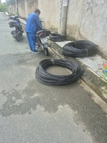 Nhân viên thi công