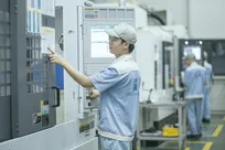 Nhân viên thiết kế CAM