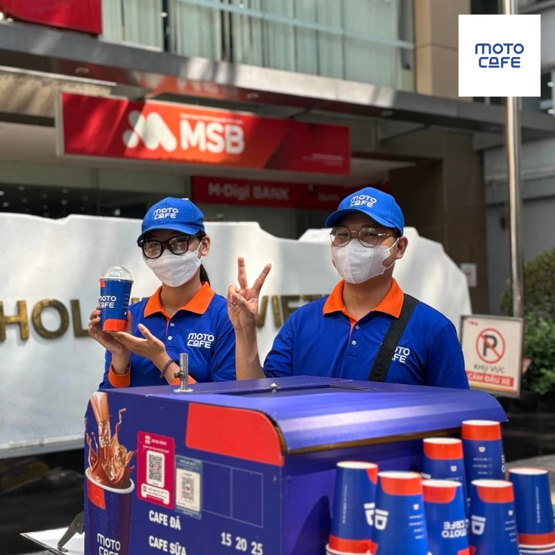 NHÂN VIÊN BÁN HÀNG THEO CA