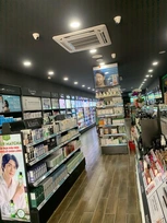 化粧品販売員