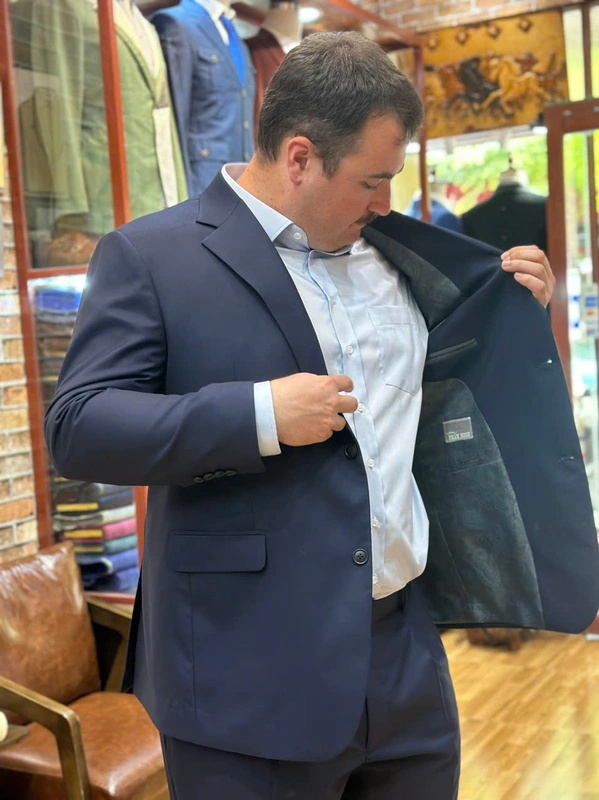 THỢ MAY SUITS NAM