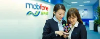 Nhân viên trực tổng đài MobiFone