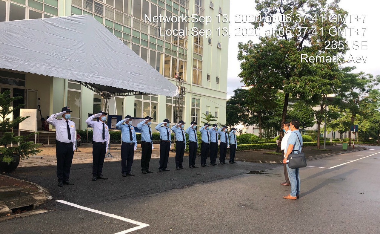 Nhân viên bảo vệ Ngân hàng