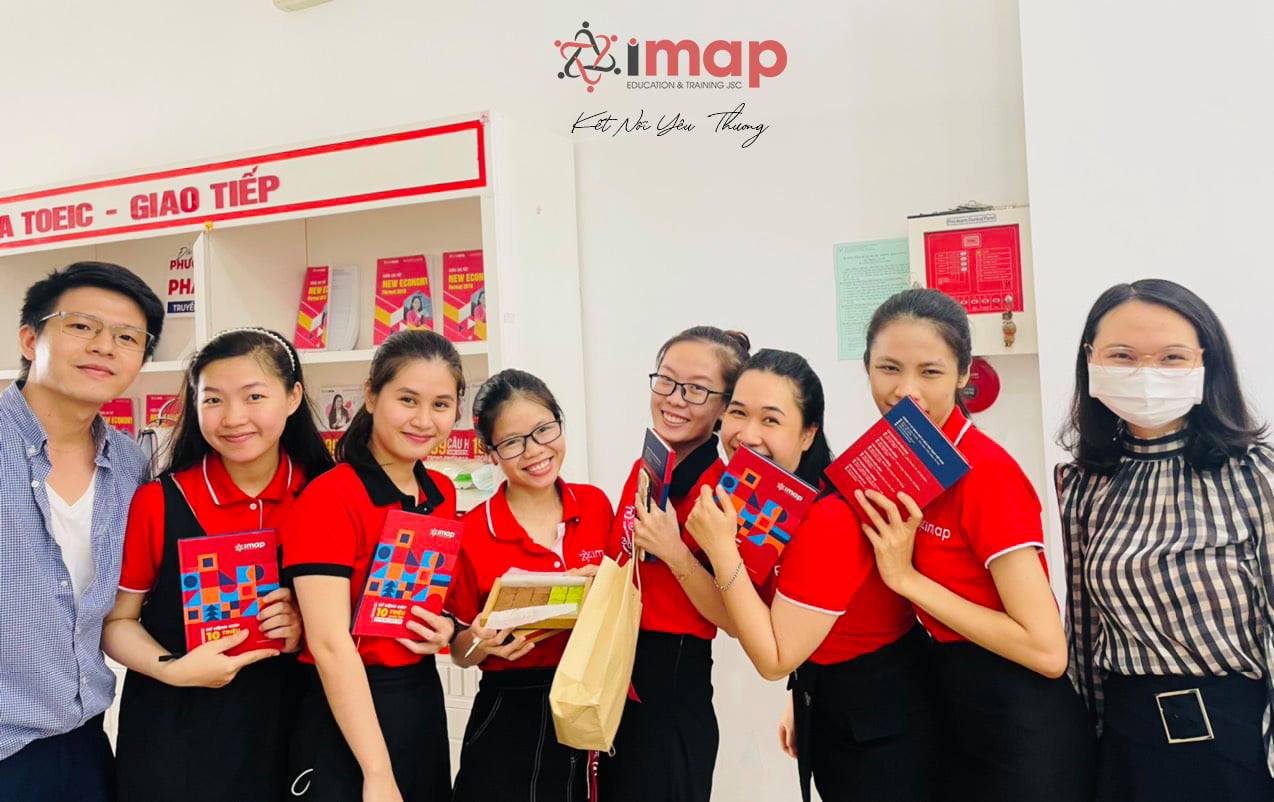 Nhân Viên Tư Vấn Khoá Học