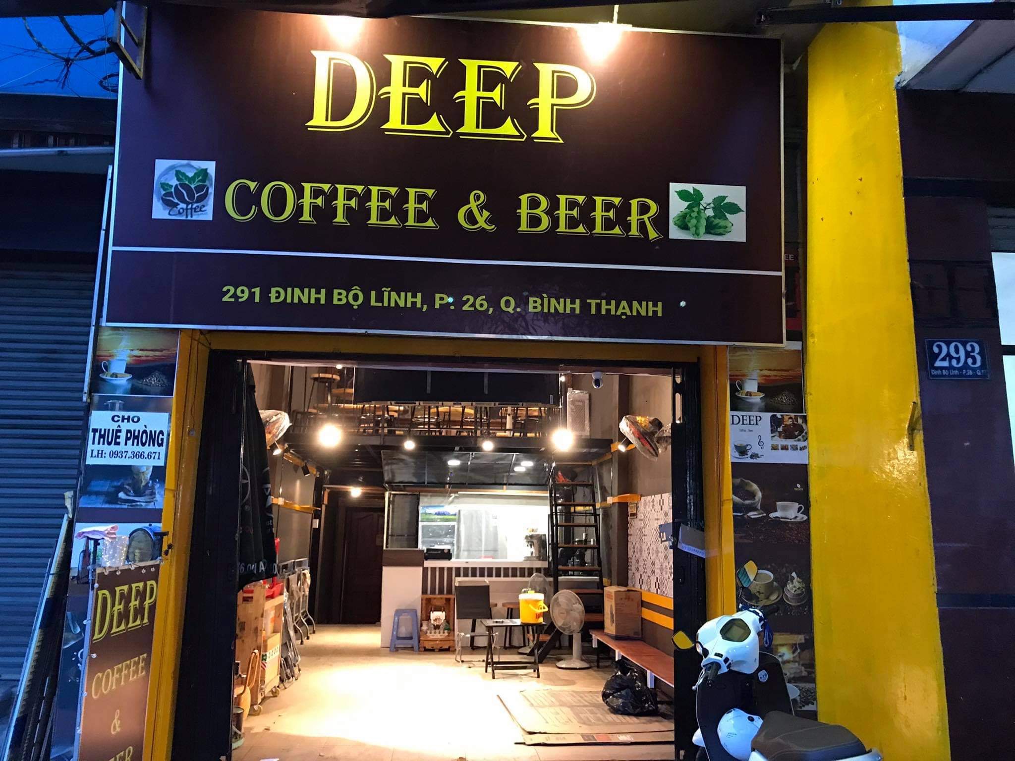 Nhân viên bán Caffe