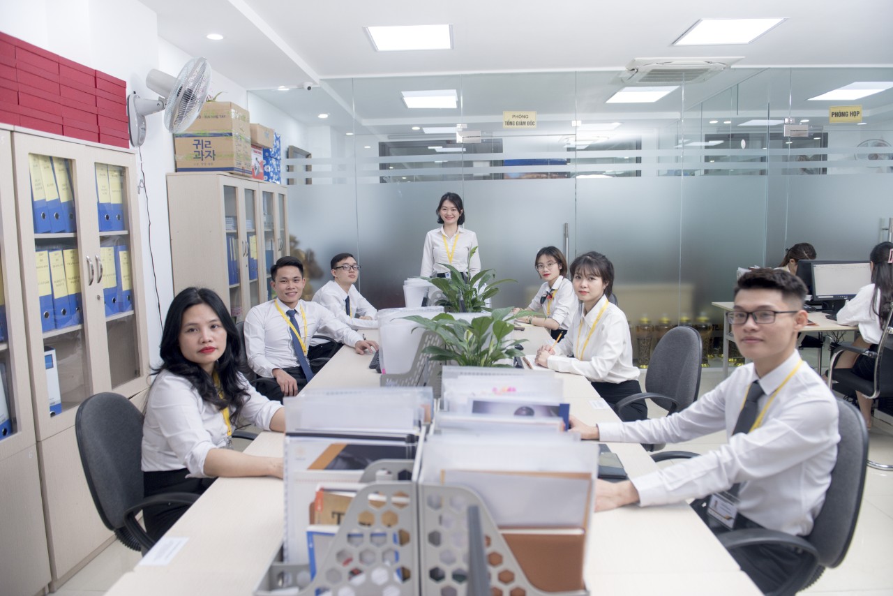Nhân viên làm online tại nhà