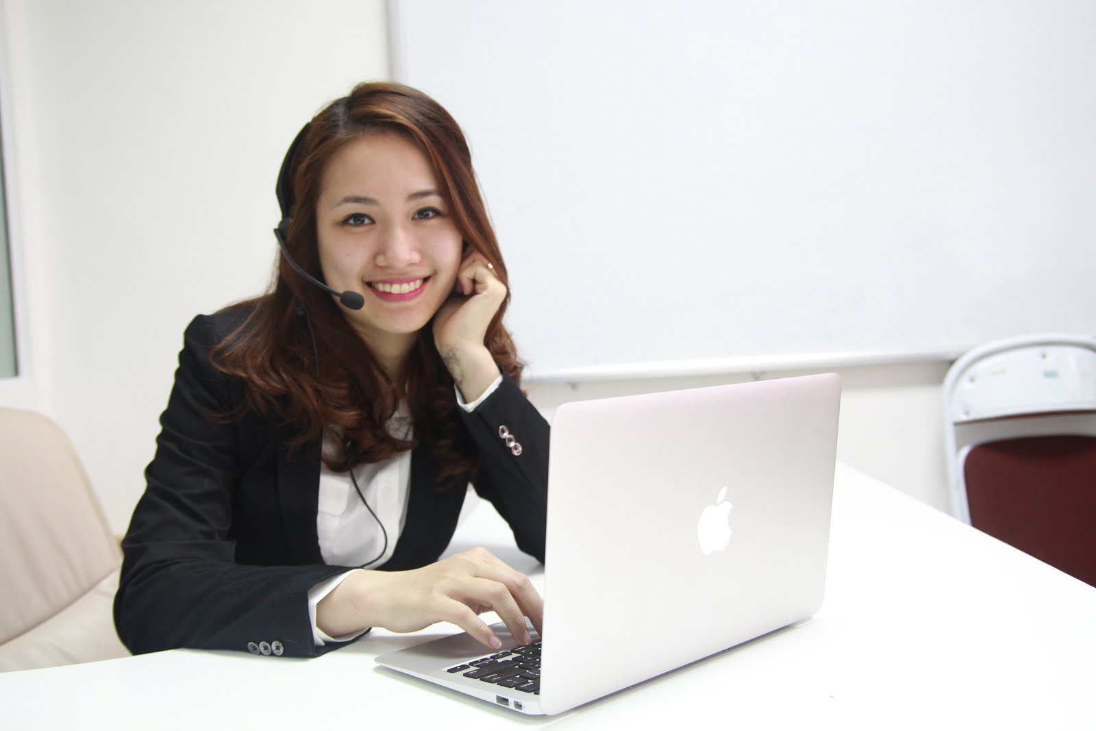 Nhân viên Tư Vấn