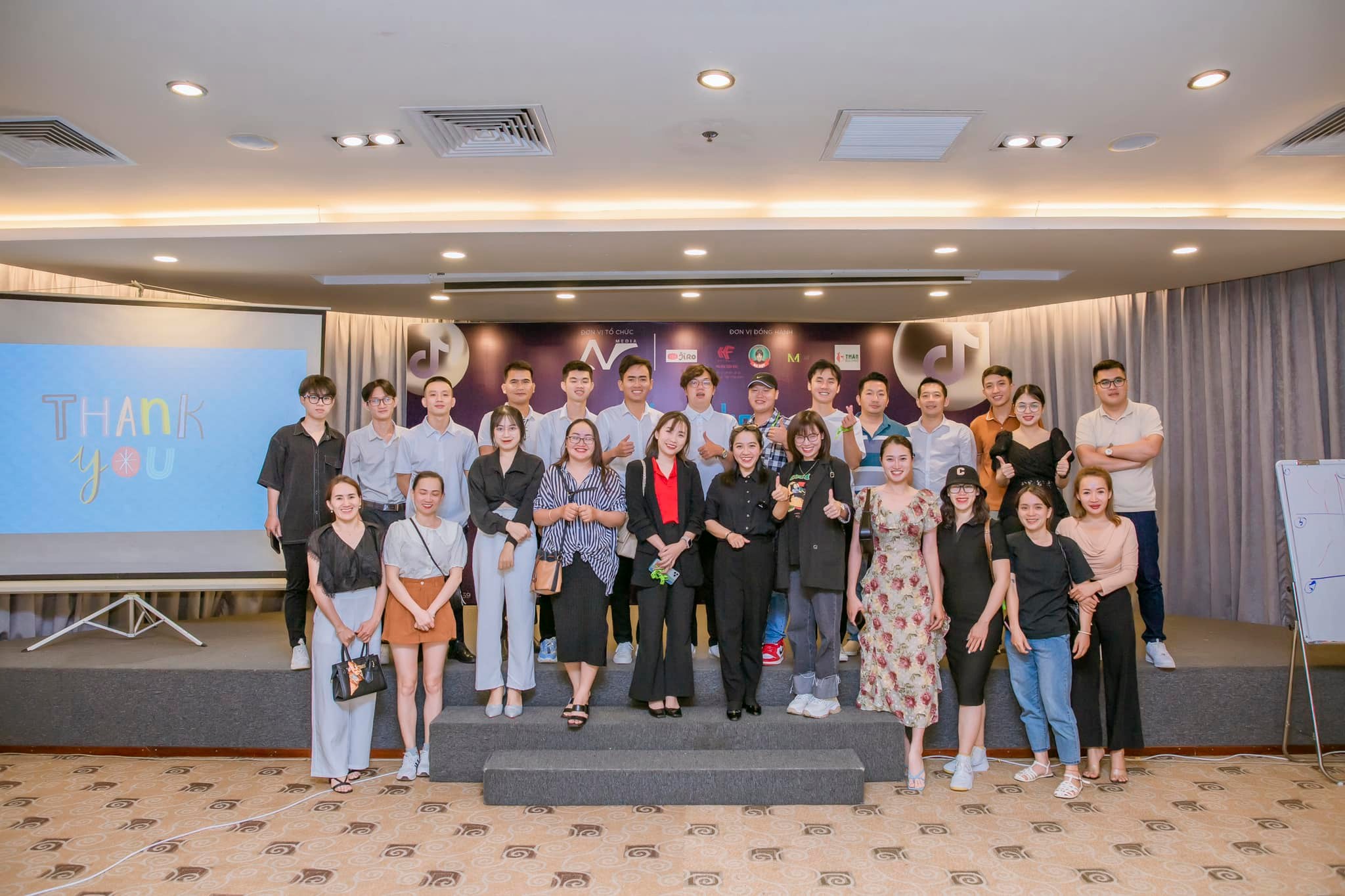 VIDEO EDITOR - BIÊN TẬP VIDEO