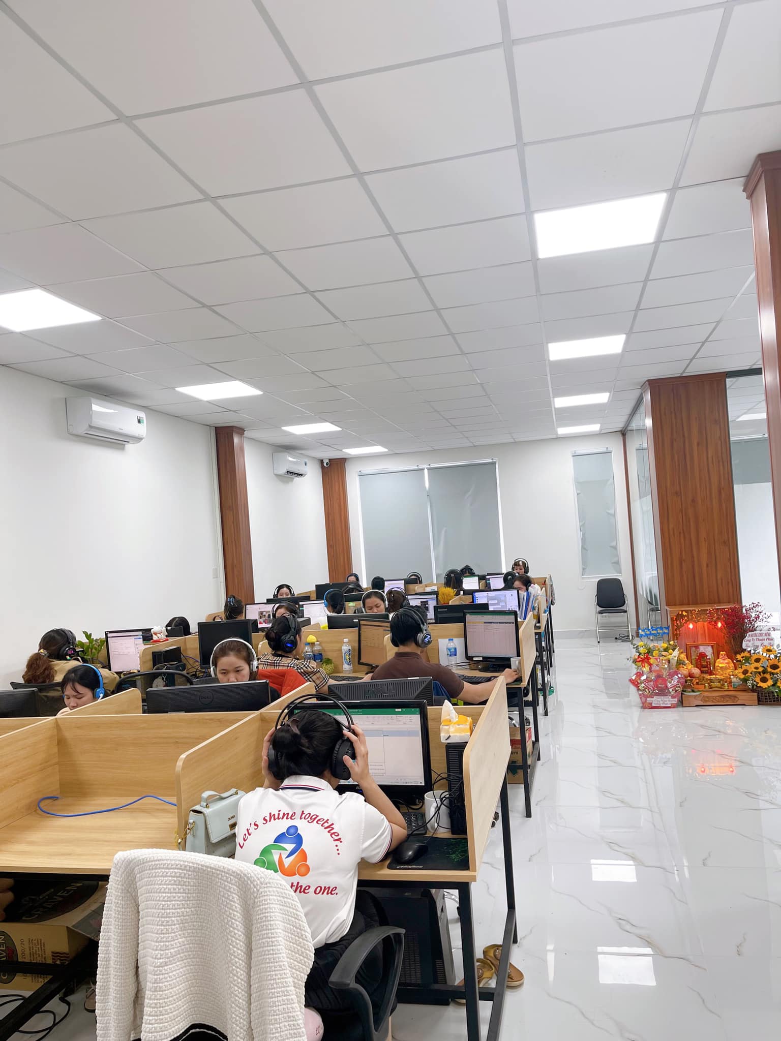Nhân viên Telesales/ Nhân viên Chăn sóc khách hàng