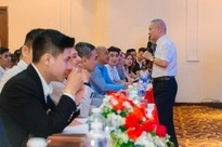Nhân Viên Trực Quầy- Đóng Gói