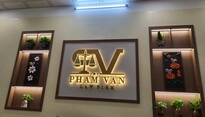 Chuyên viên pháp lý