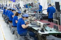 Công nhân may làm việc tại CHLB Nga