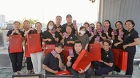 Nhân viên xử lý hồ sơ