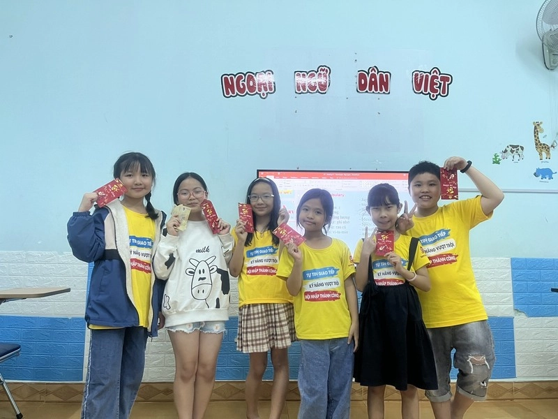 GIÁO VIÊN TIẾNG ANH